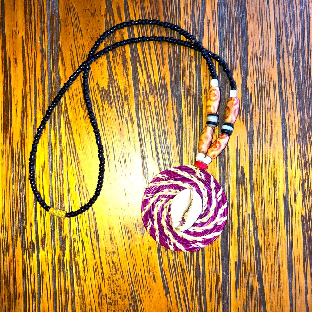 Shell & Bead necklace 19”